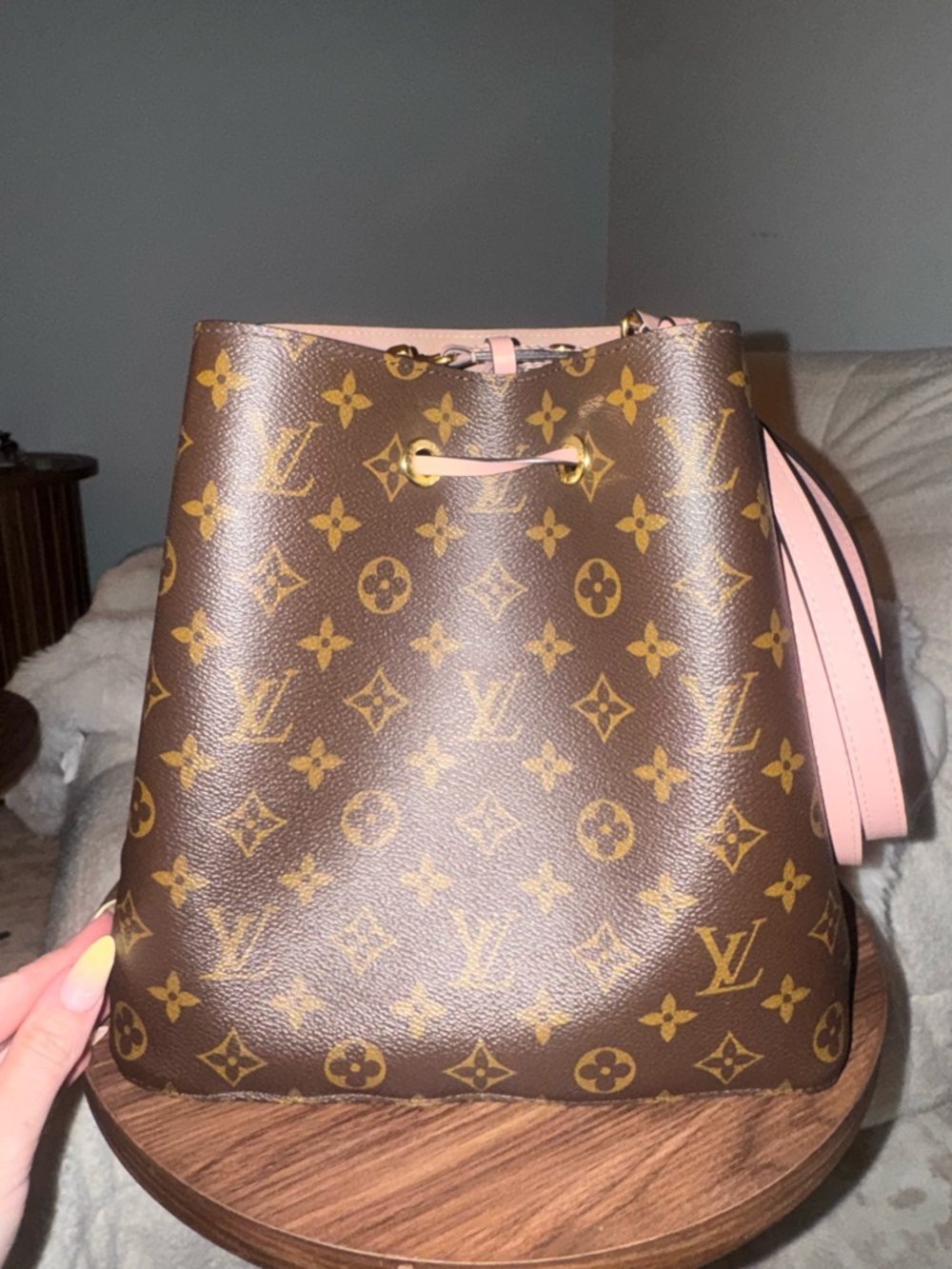 Louis Vuitton Monogram Drawstring Crossbody in Brown and Black - Picture 5 of 9
